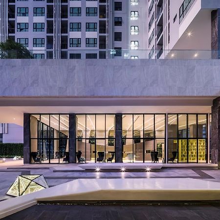 Central Pattaya - Sea View Large Balcony Condo With Infinity Pool Exterior photo