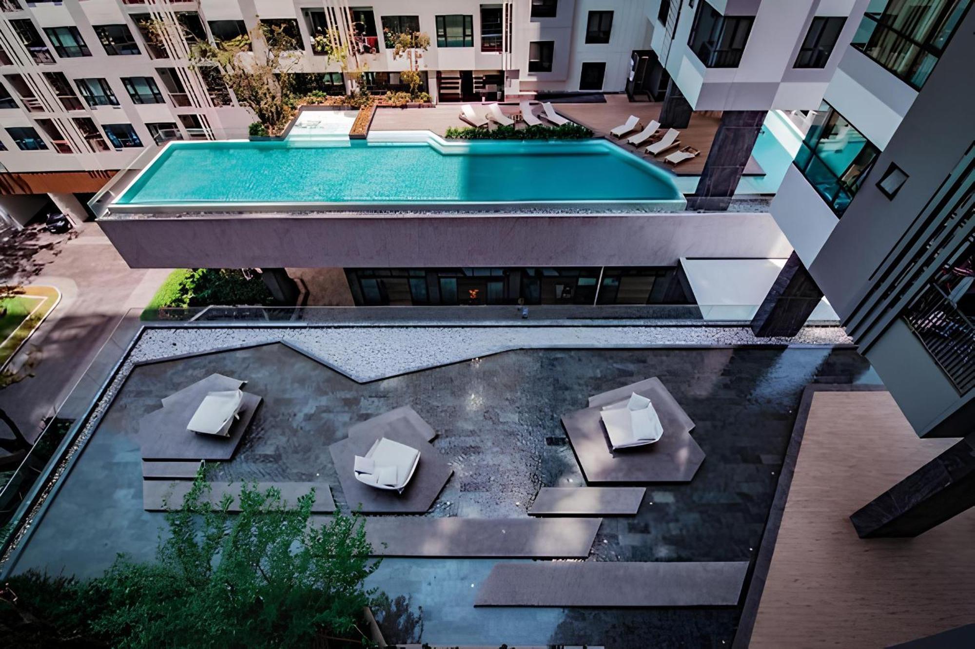 Central Pattaya - Sea View Large Balcony Condo With Infinity Pool Exterior photo